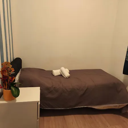 Szálloda None Holiday Hotel 3*