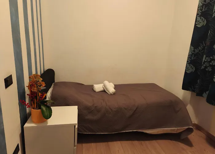 Szálloda None Holiday Hotel 3*